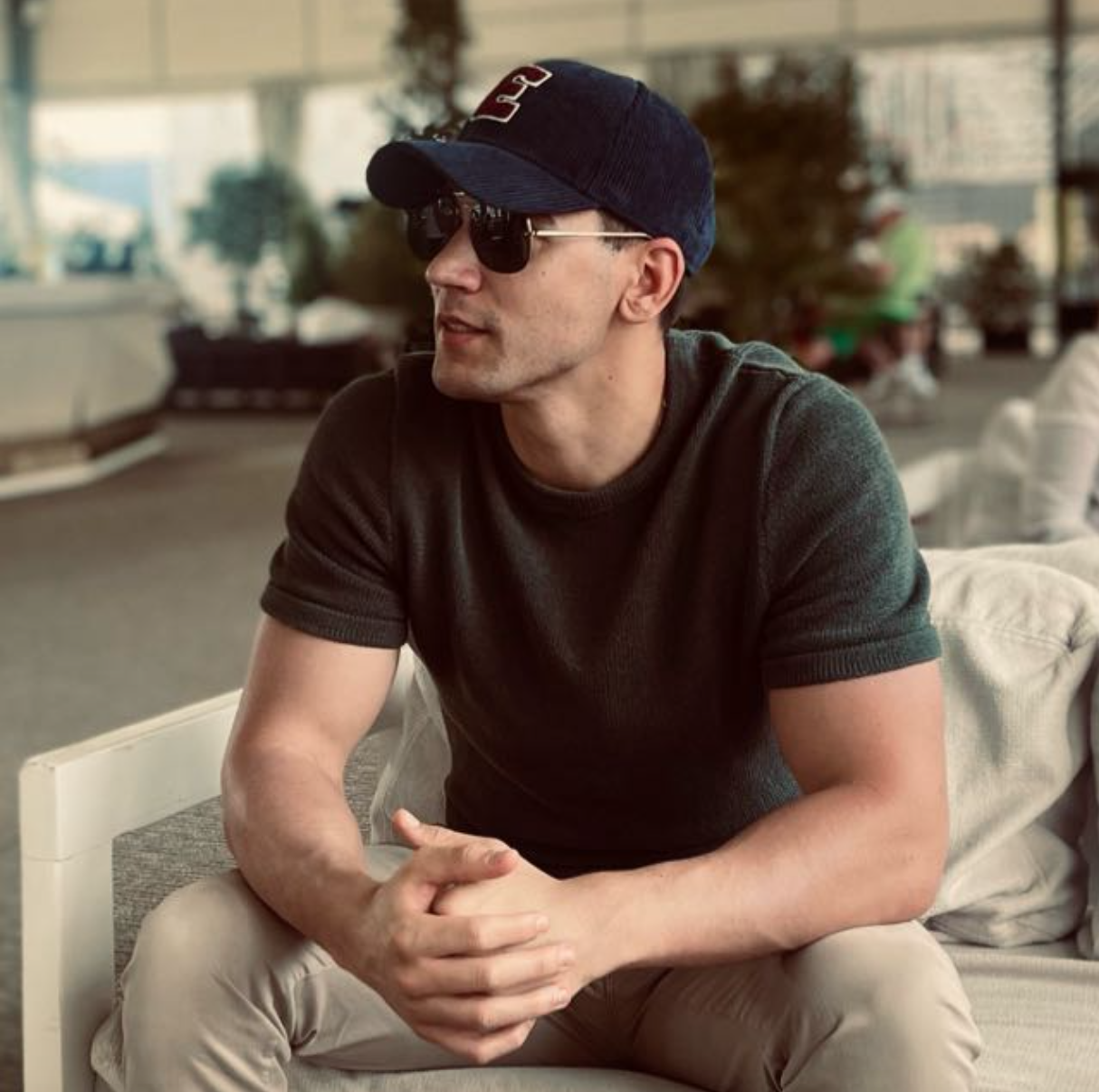 Claudiu – Student – Sleep And Go Rentals